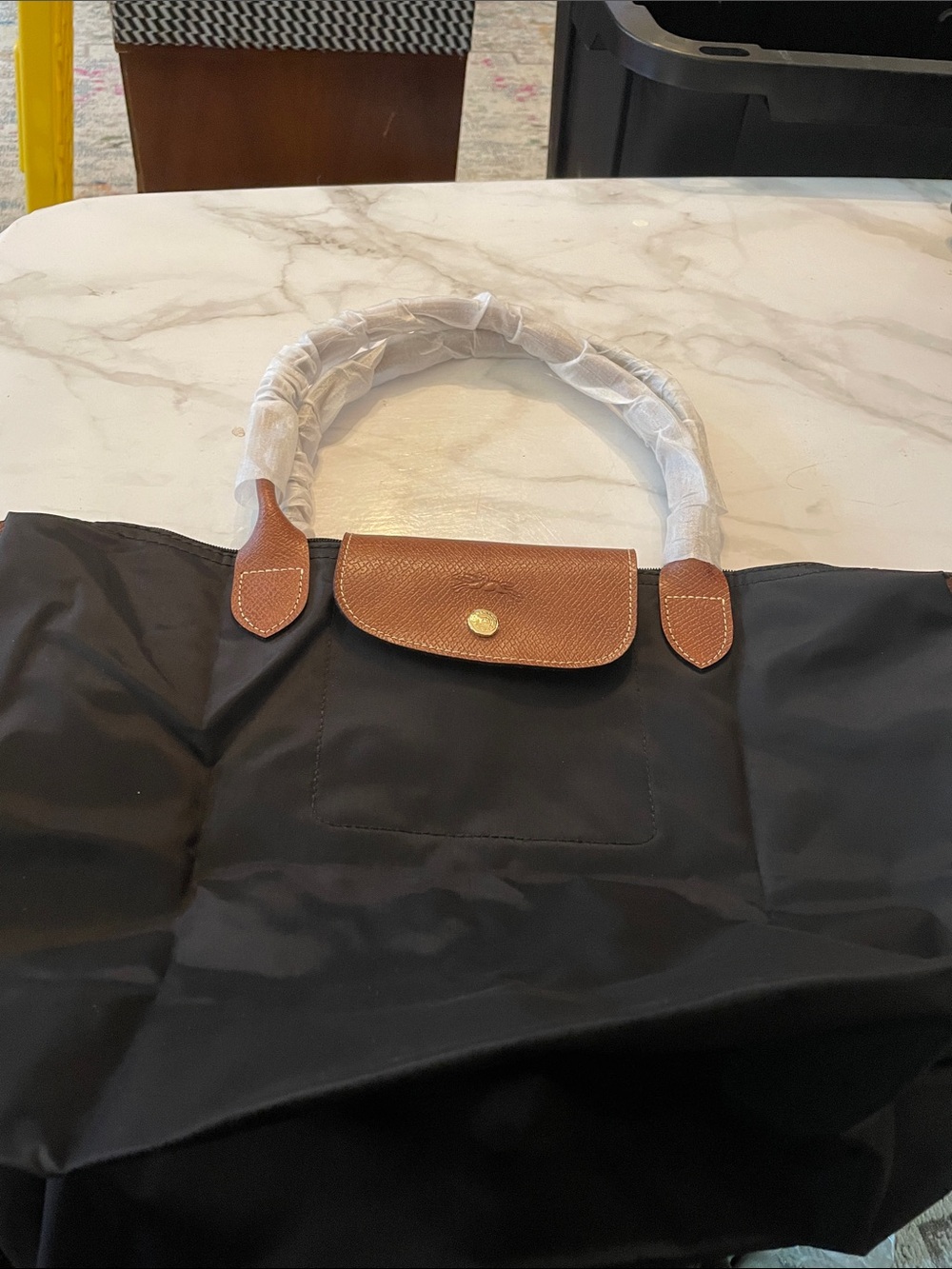 Foldable tote carry all